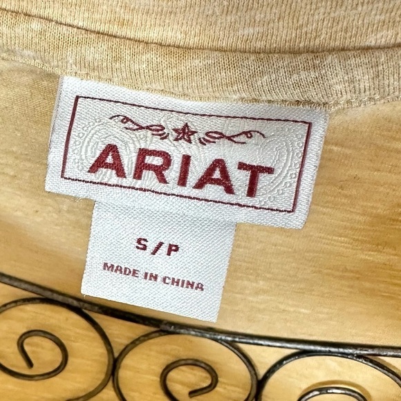 Ariat Western Vibes v neck t shirt size S - Picture 3 of 7